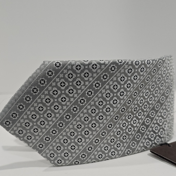 NWT ✅ Stefano Ricci Luxury Handmade Silk Tie Micro-Geometric Motif ~ CCXDD-42201 - Picture 1 of 10